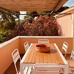 Casa La Meridiana 公寓 *
