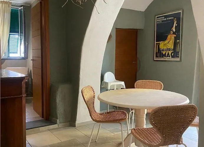 Casa La Meridiana 公寓 *